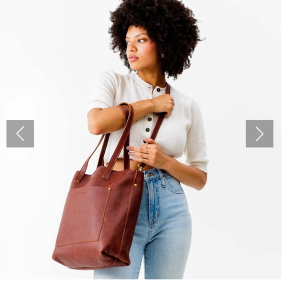 Portland leather crossbody tote - Picture 2 of 12
